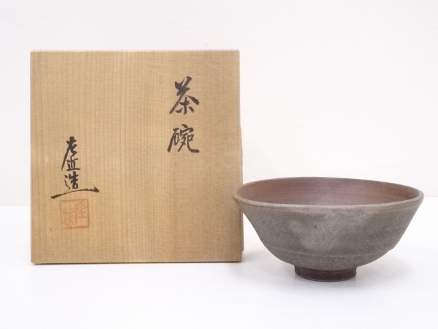 左近造　焼締茶碗